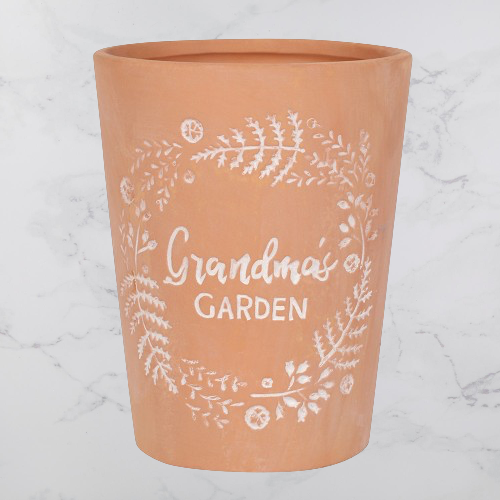 Terracotta Plant Pot featuring the words ‘Grandma’s Garden’ Flower Pot for Grandma